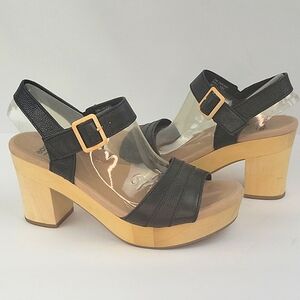 Earth Chestnut Platform Sandals Black Leather Size 8